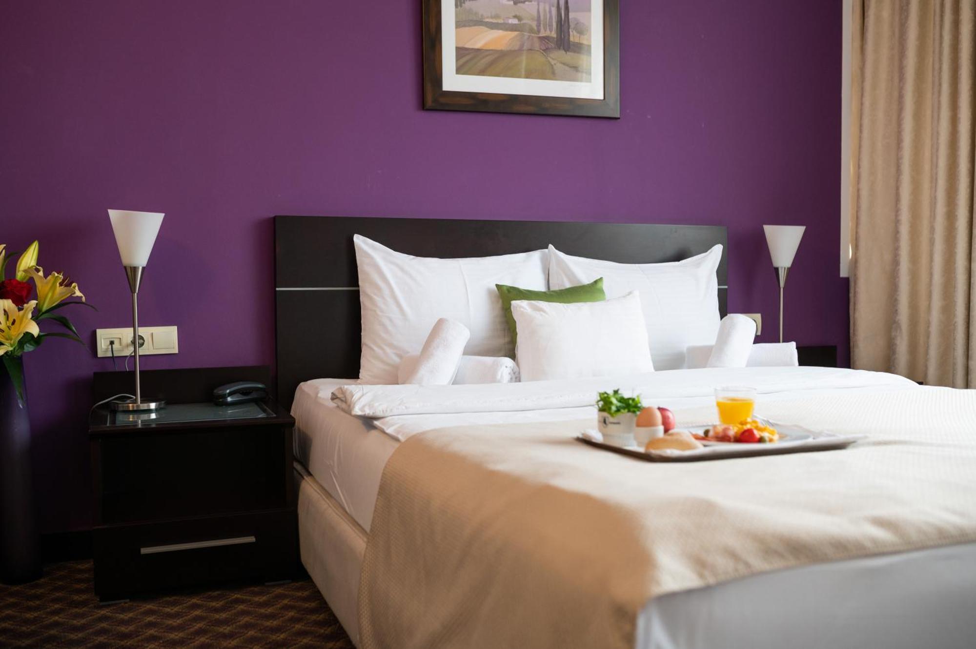 Hotel Sumadija Belgrad Oda fotoğraf