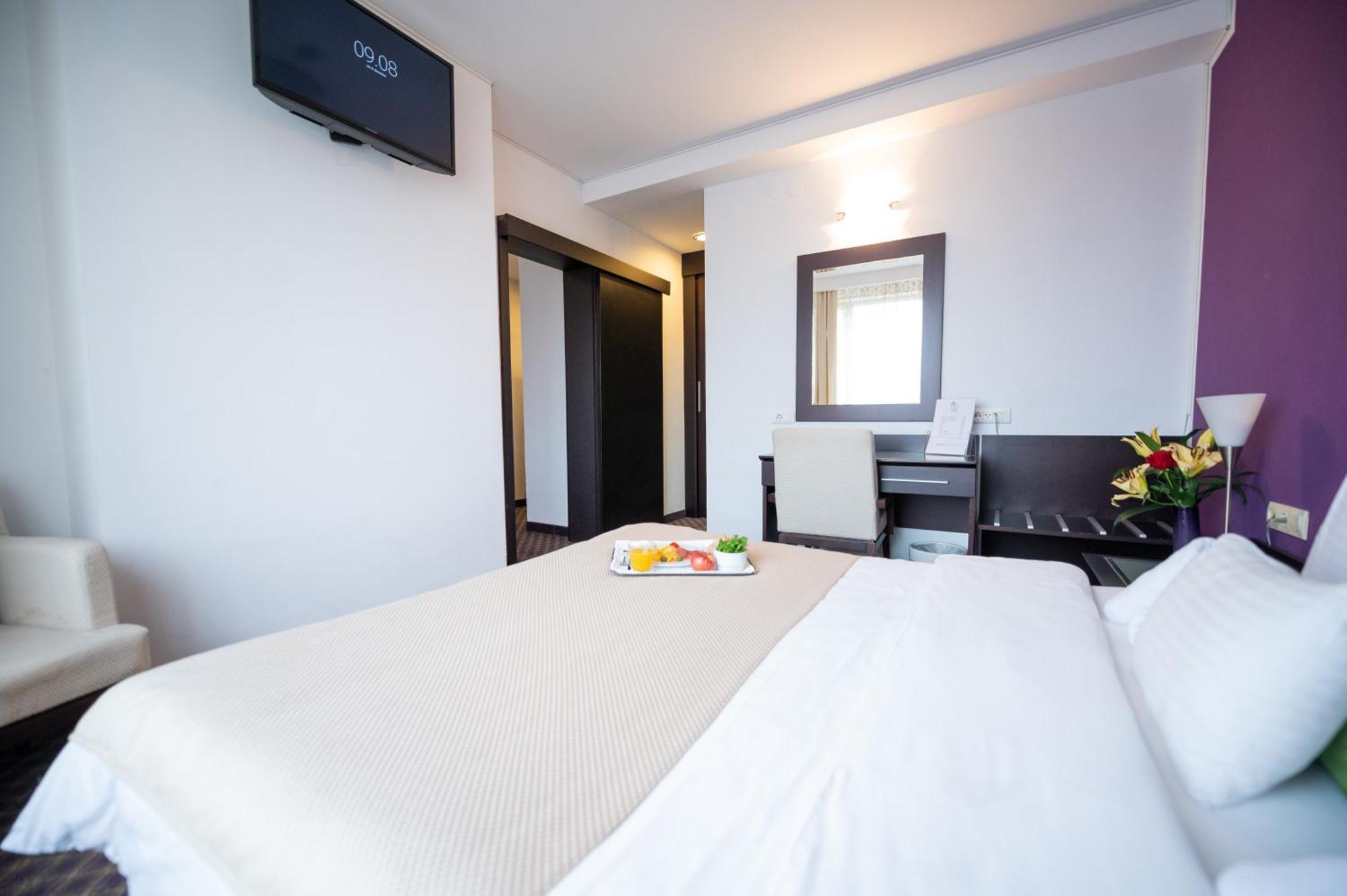 Hotel Sumadija Belgrad Oda fotoğraf