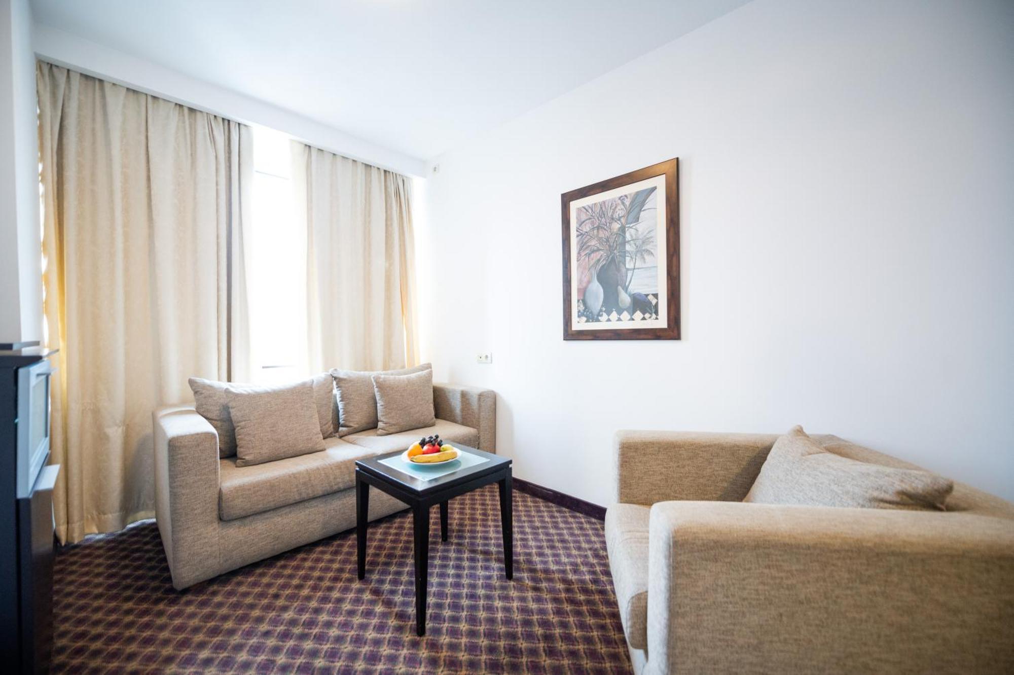 Hotel Sumadija Belgrad Oda fotoğraf