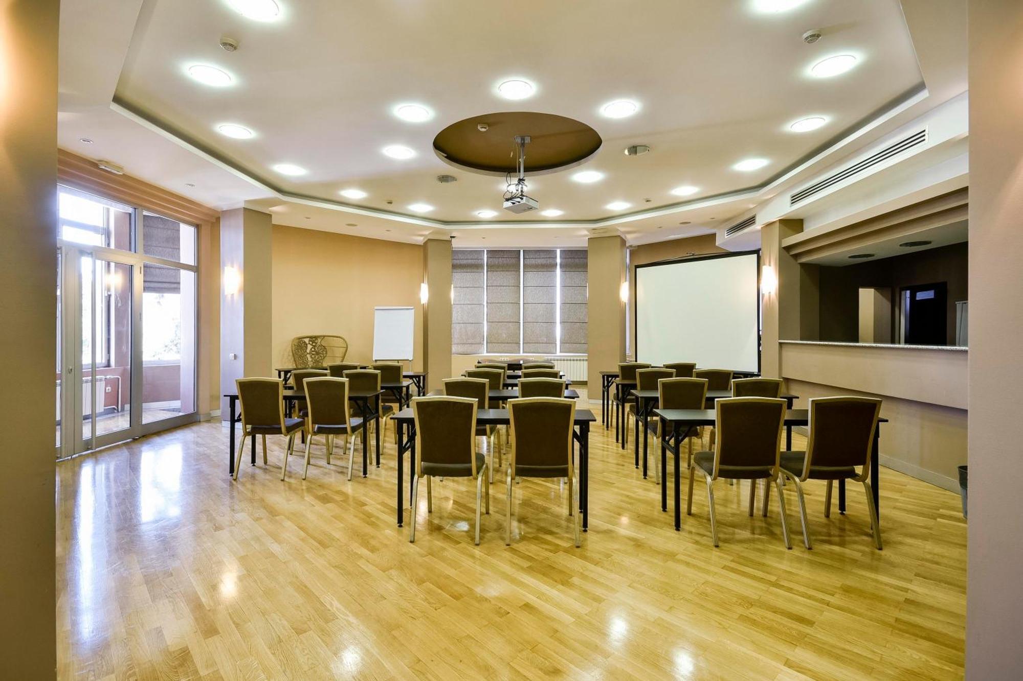 Hotel Sumadija Belgrad Dış mekan fotoğraf